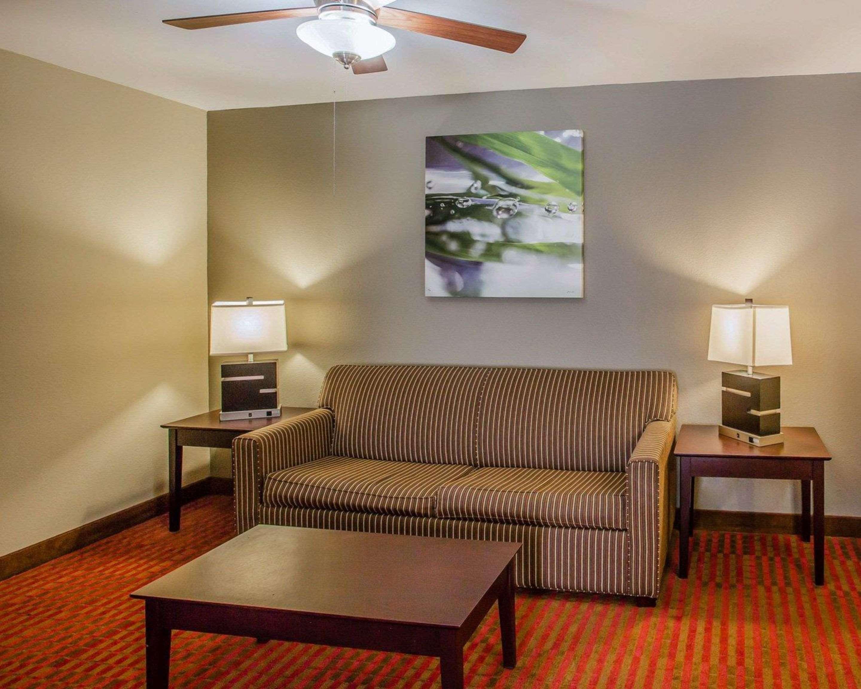 Quality Suites Nashville Airport Esterno foto