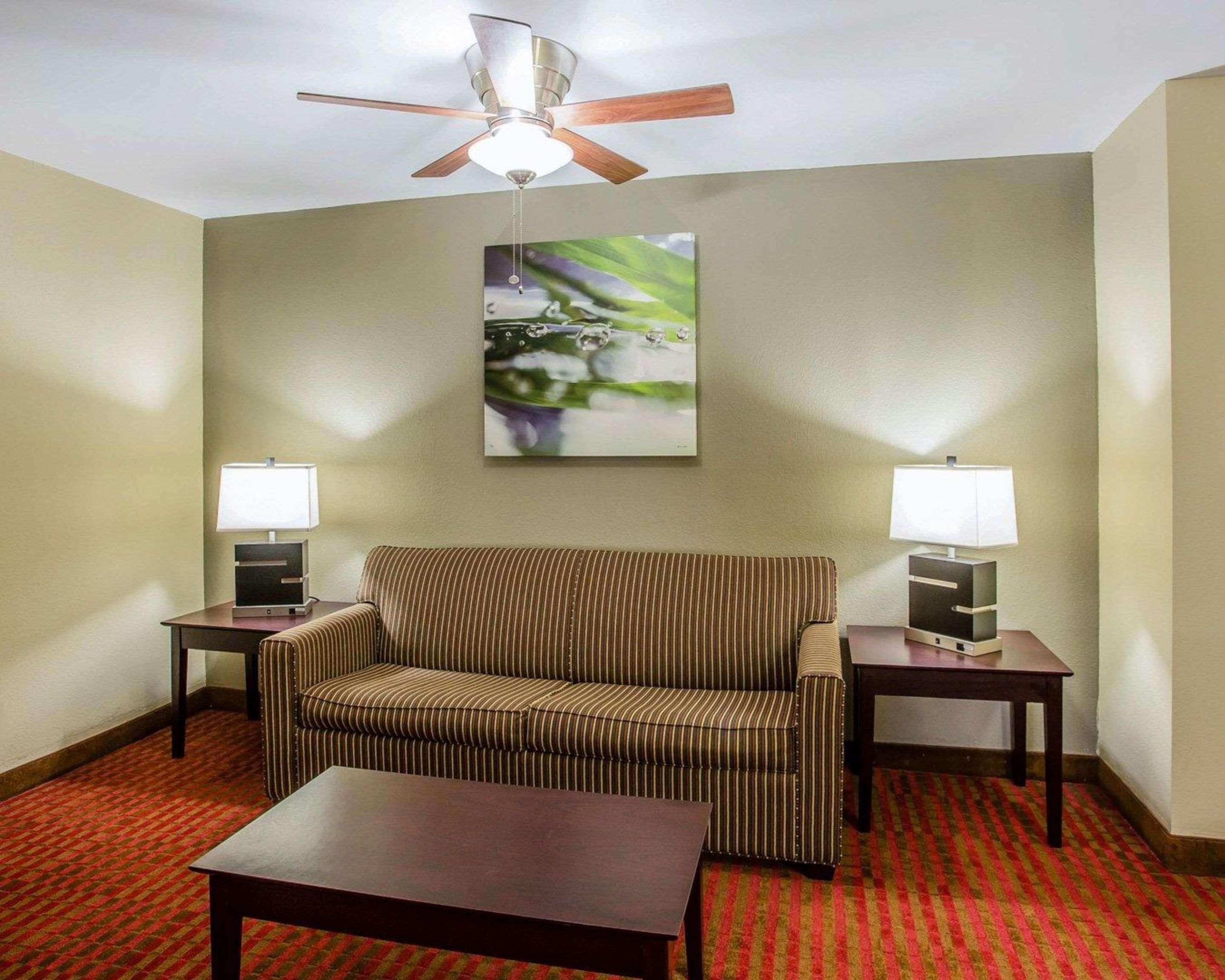 Quality Suites Nashville Airport Esterno foto