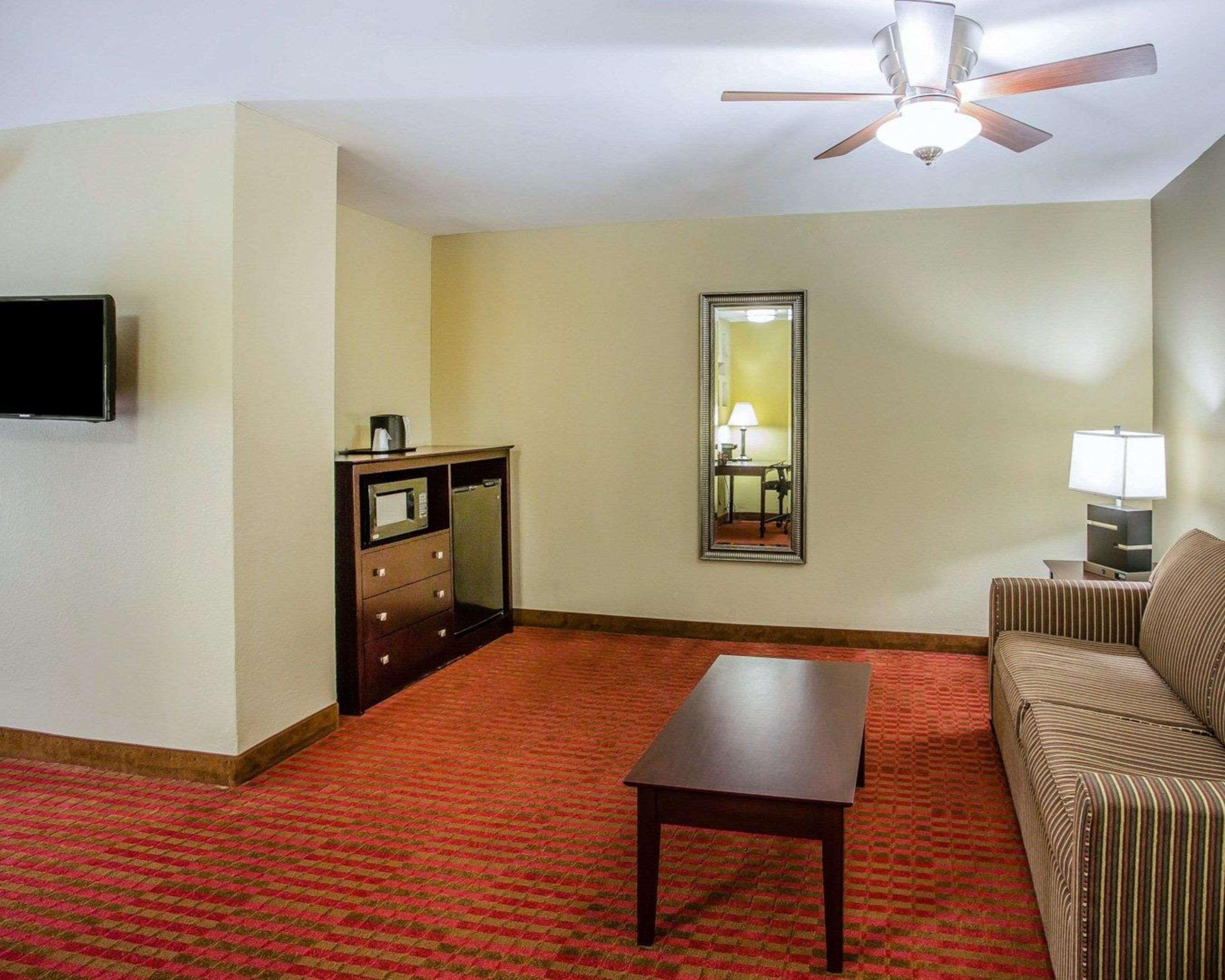 Quality Suites Nashville Airport Esterno foto