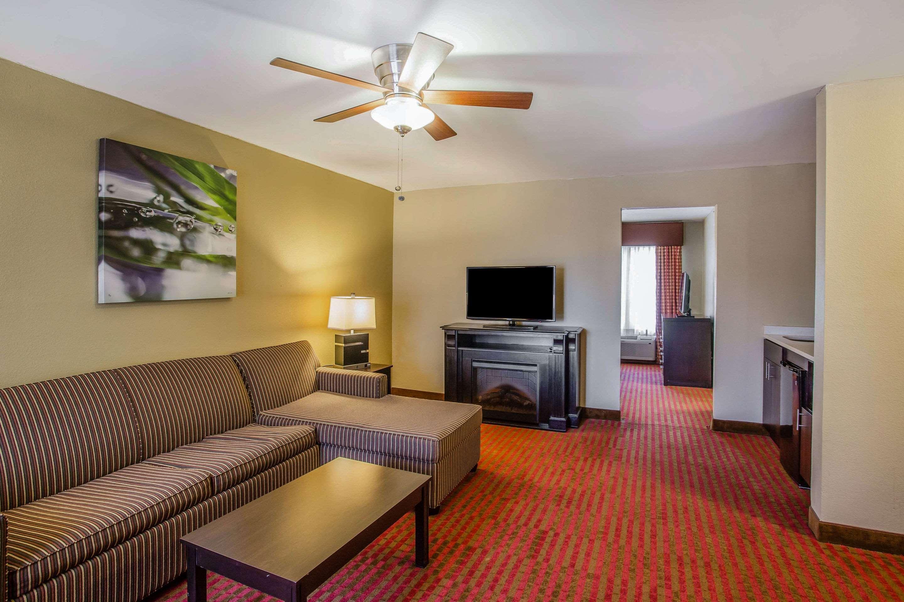 Quality Suites Nashville Airport Esterno foto
